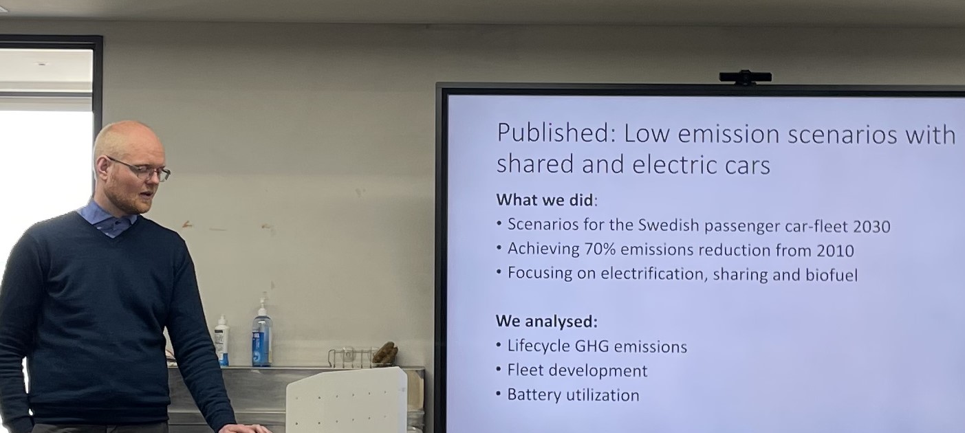 Hampus Berg Mårtensson is presenting his research